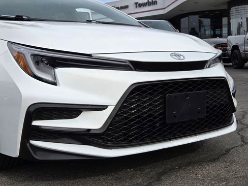 Used 2025 Toyota Corolla SE FWD image 9