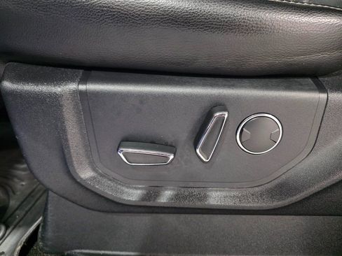 Used 2018 Ford F150 Lariat w/ Equipment Group 502A Luxury image 19