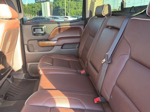 Used 2015 Chevrolet Silverado 2500 High Country w/ Duramax Plus Package AWD/4WD image 46
