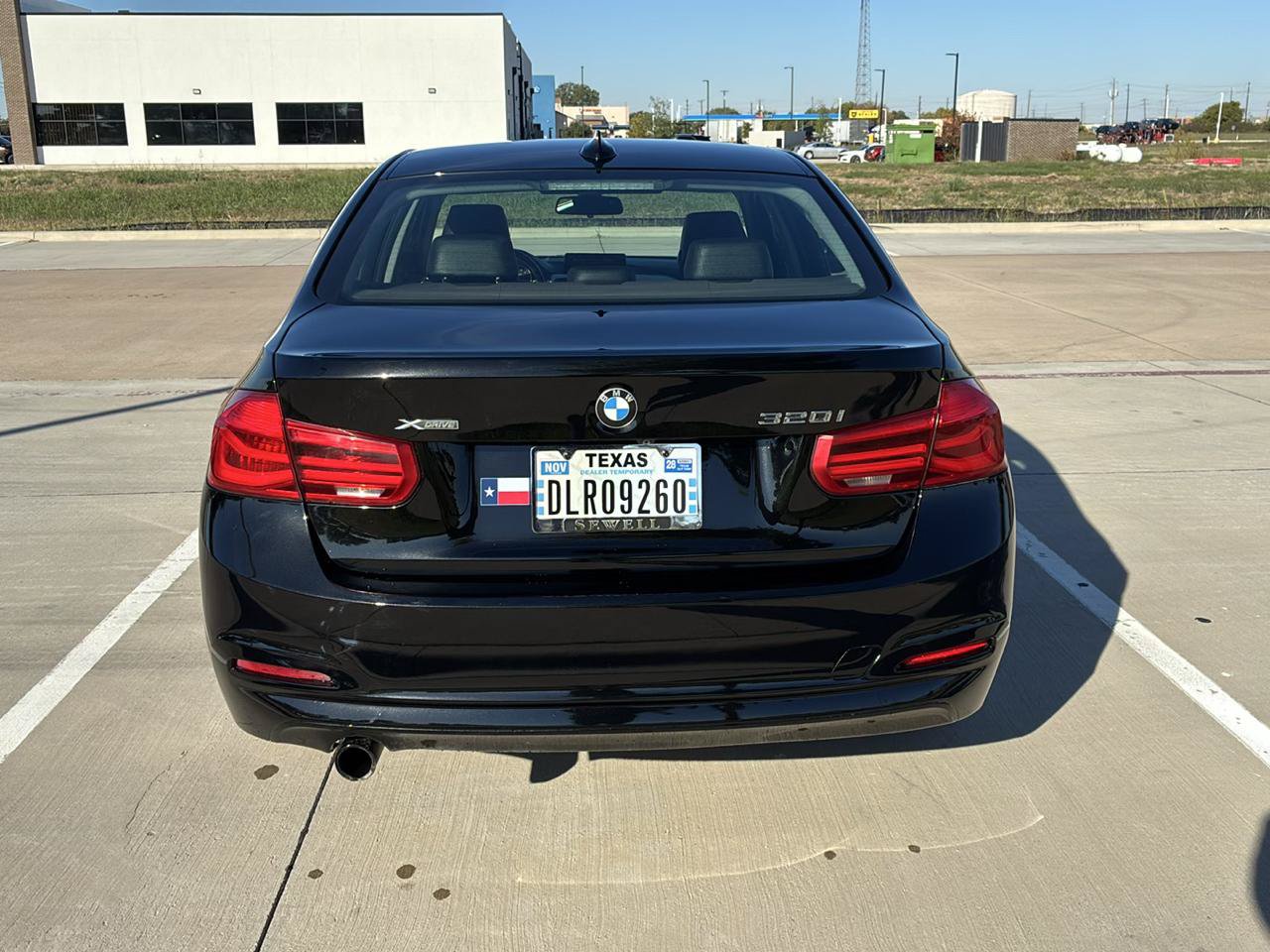 Used 2018 BMW 320i xDrive Sedan w/ Convenience Package AWD/4WD image 8
