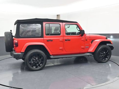Used 2023 Jeep Wrangler Unlimited Sahara w/ Cold Weather Group AWD/4WD image 3