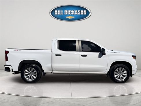 Used 2022 Chevrolet Silverado 1500 Custom image 9