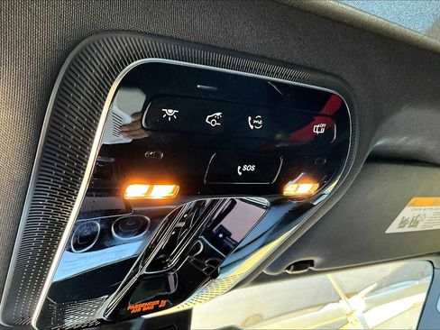 Used 2024 Mercedes-Benz GLC 43 AMG 4MATIC image 26