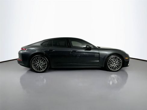 Certified 2024 Porsche Panamera image 8
