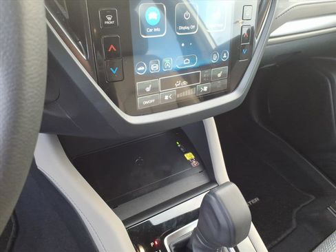 Used 2025 Subaru Forester Premium image 34