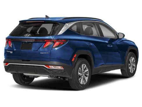 Used 2024 Hyundai Tucson Blue AWD/4WD image 2