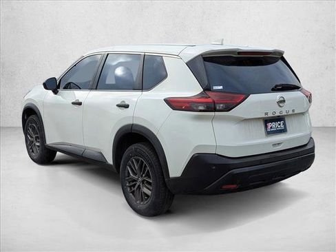 Used 2021 Nissan Rogue S image 7