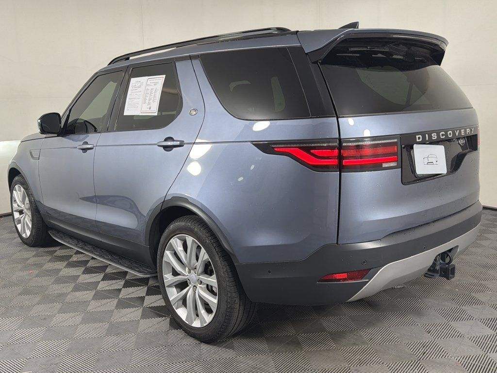 Used 2021 Land Rover Discovery S AWD/4WD image 3