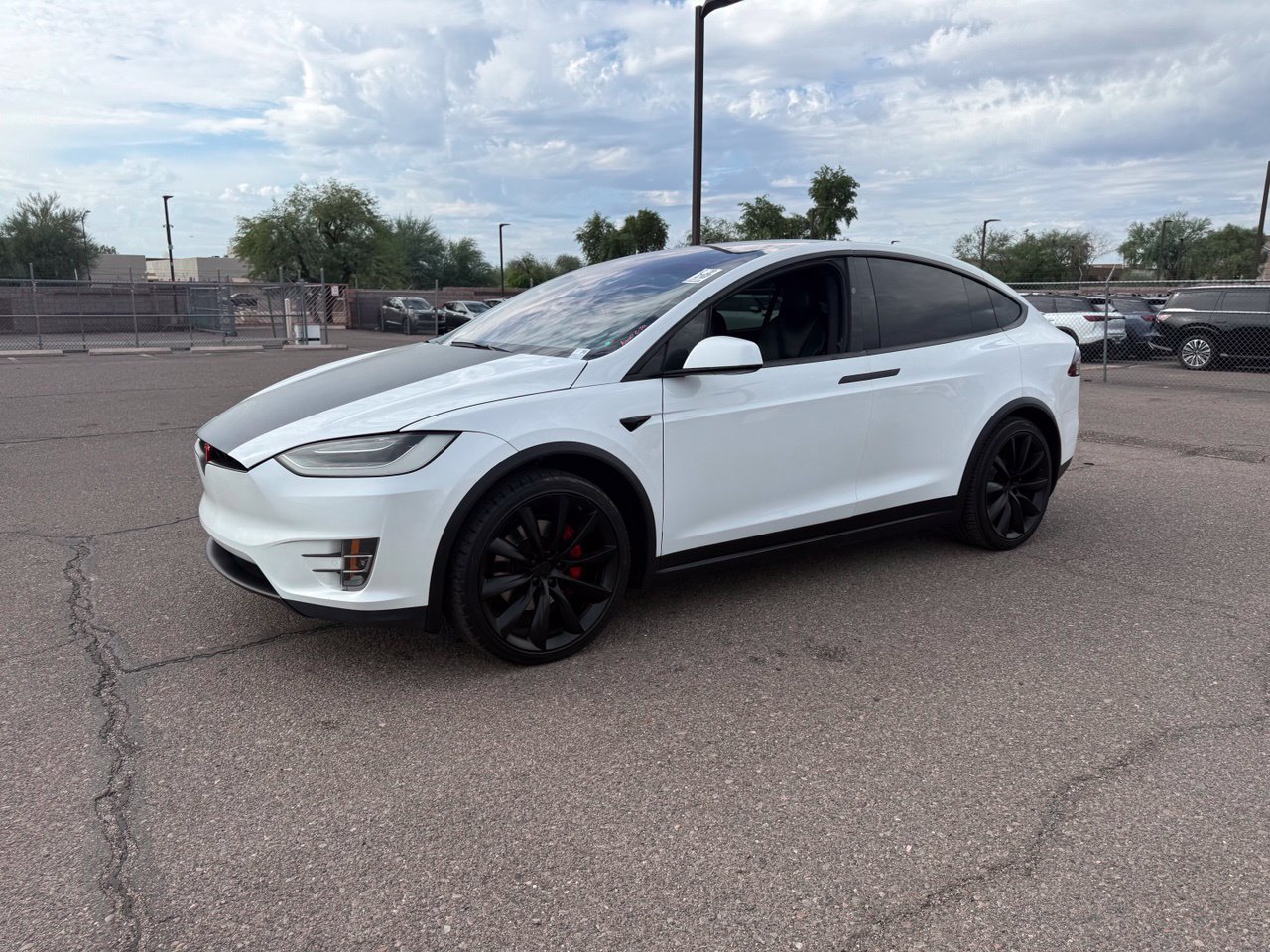 Used 2020 Tesla Model X Long Range AWD/4WD image 1