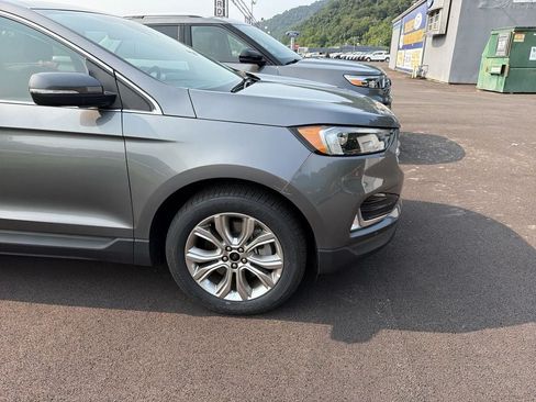 Used 2024 Ford Edge Titanium AWD/4WD image 7