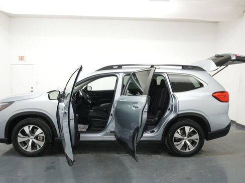 Used 2023 Subaru Ascent Premium AWD/4WD image 26