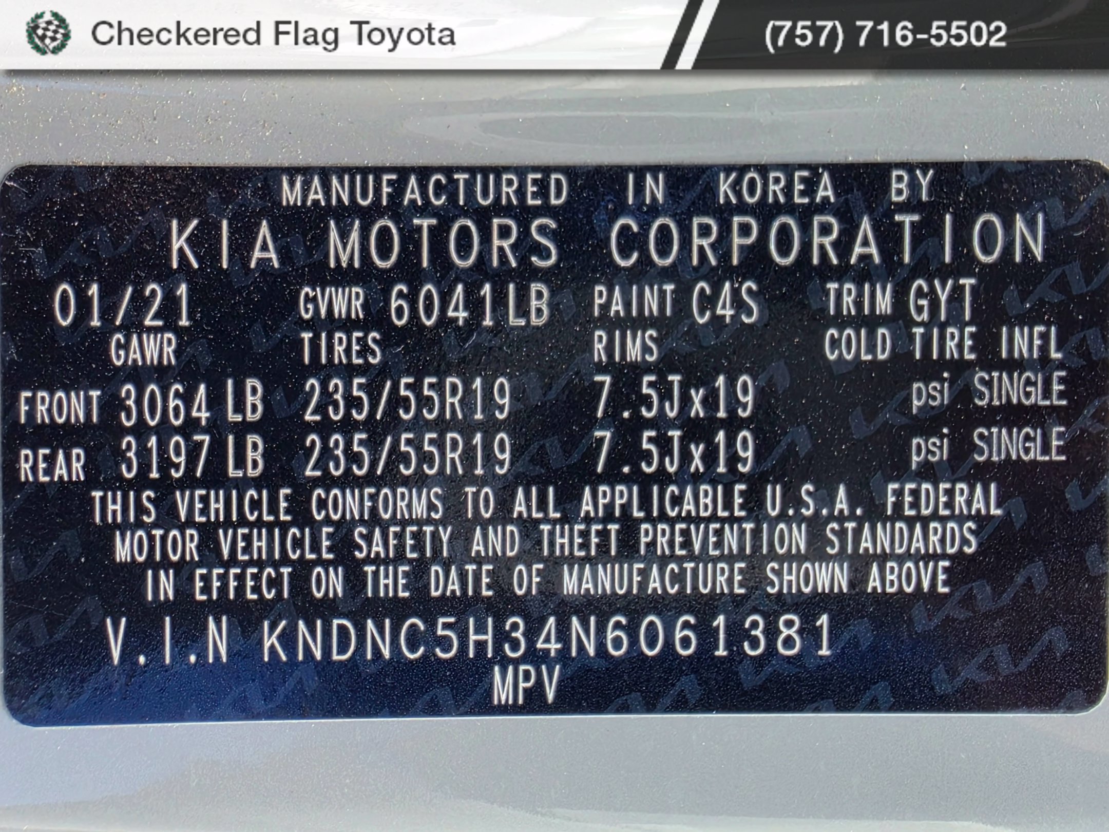 Used 2022 Kia Carnival EX FWD image 21