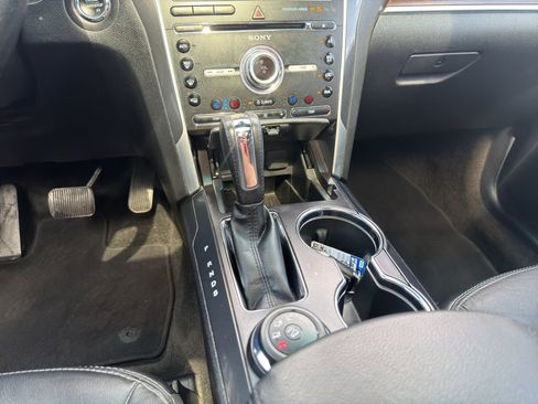 Used 2016 Ford Explorer Limited w/ Equipment Group 301A image 15