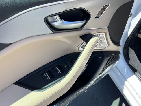 Certified 2025 Acura TLX w/ Technology Package image 12