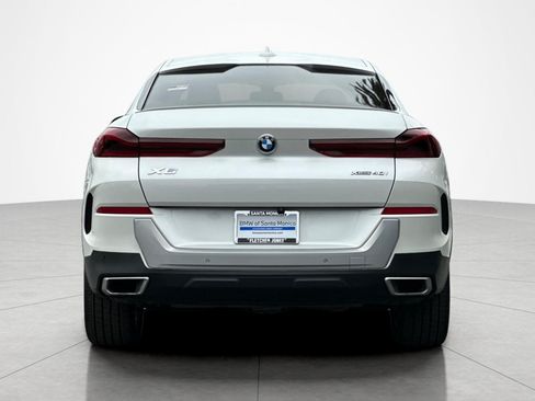 Used 2021 BMW X6 xDrive40i w/ Premium Package AWD/4WD image 4