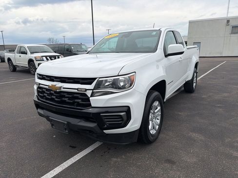 Used 2022 Chevrolet Colorado LT w/ Fleet Safety Package image 7