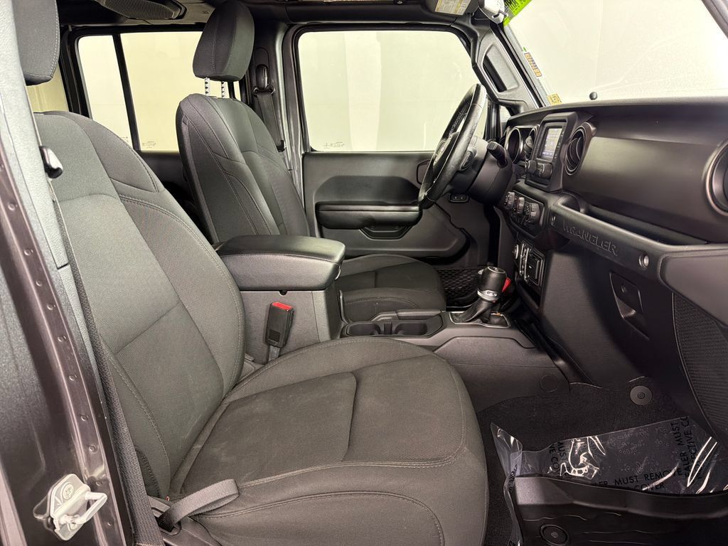Used 2020 Jeep Wrangler Unlimited Sport AWD/4WD image 19