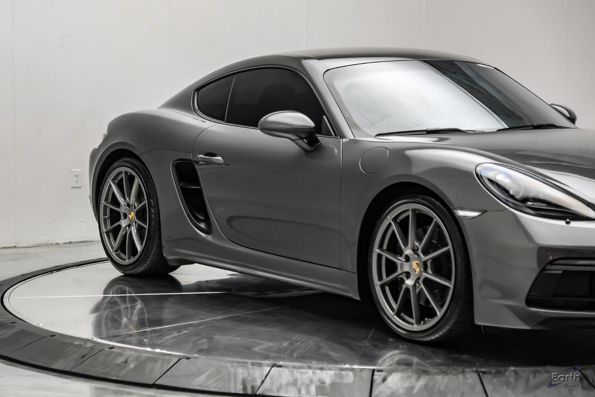 Used 2023 Porsche 718 Cayman GTS RWD image 24
