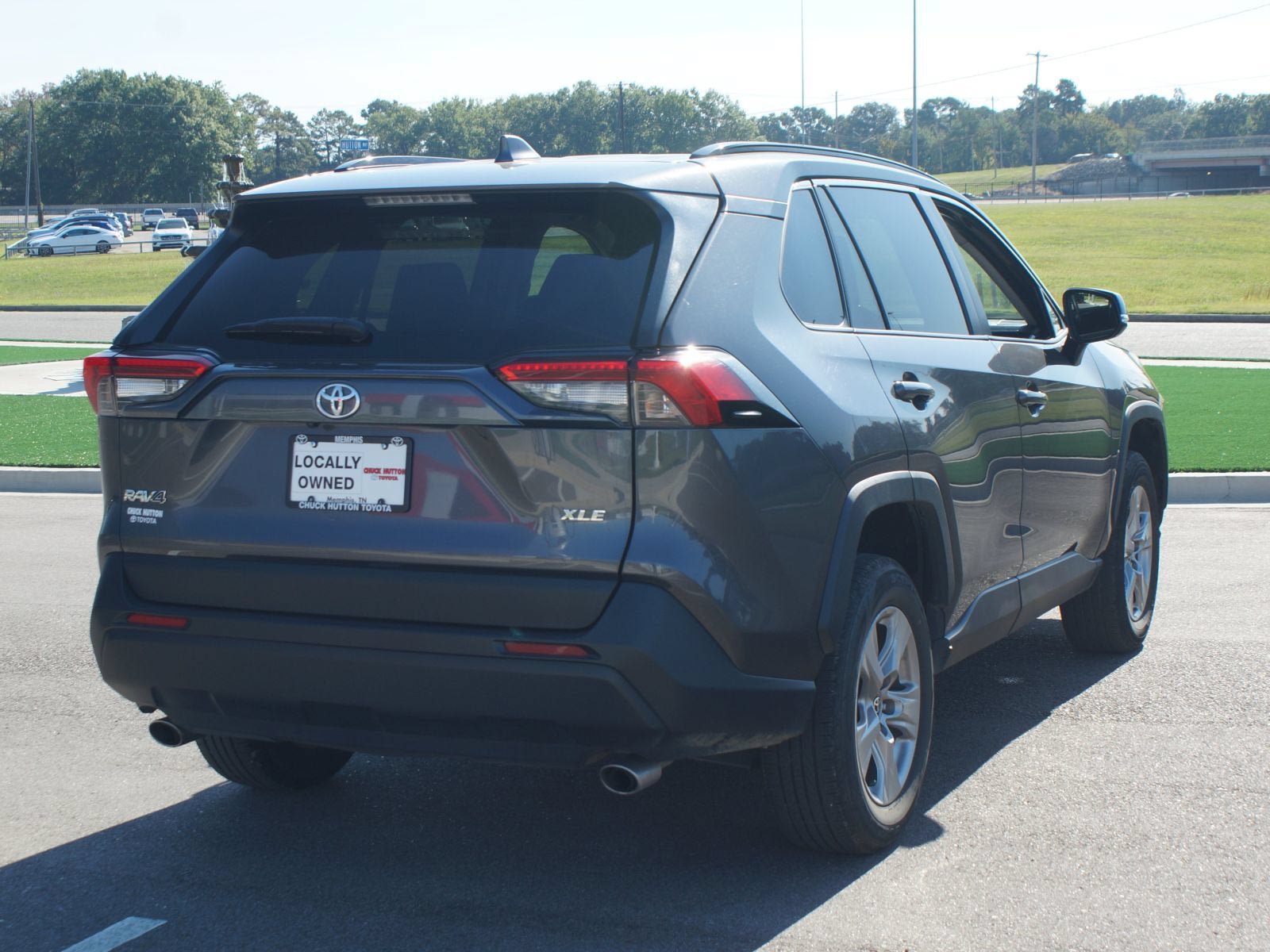 Used 2025 Toyota RAV4 XLE FWD image 19