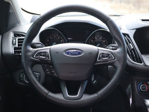 Used 2017 Ford Escape SE w/ Equipment Group 201A image 18