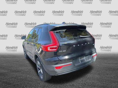 Used 2025 Volvo XC40 B5 Plus AWD/4WD image 10