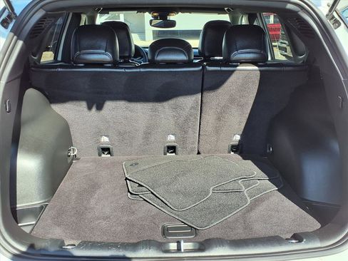 Used 2024 Jeep Compass Latitude image 18