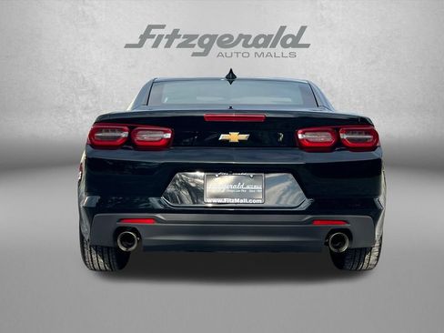 Used 2023 Chevrolet Camaro LT RWD image 7