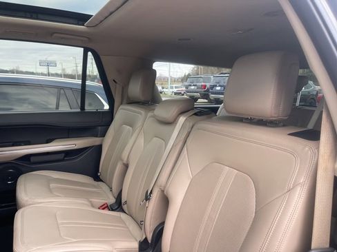 Used 2023 Ford Expedition Max Limited image 44