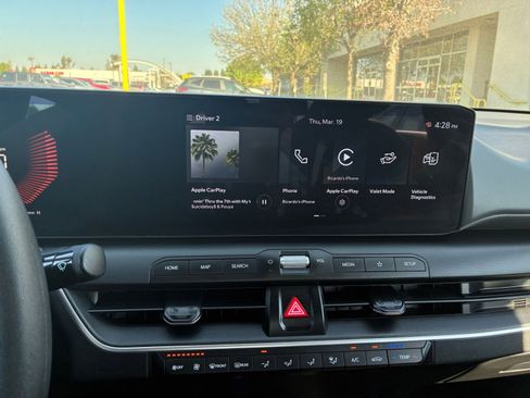 Used 2025 Kia K4 LXS image 20