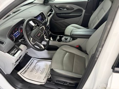 Used 2023 GMC Terrain SLT AWD/4WD image 16