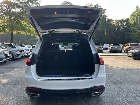 Certified 2025 Mercedes-Benz GLS 580 4MATIC image 9