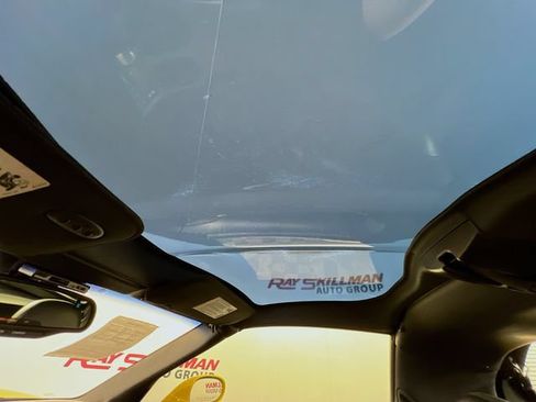 Used 2007 Chevrolet Corvette Coupe w/ Preferred Equipment Group RWD image 21