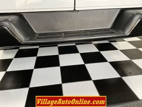 Used 2015 GMC Savana 2500 RWD image 26