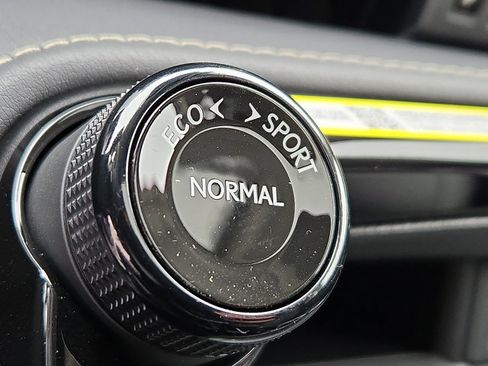 New 2026 Lexus NX 350 AWD image 17