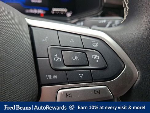Certified 2025 Volkswagen Taos S AWD/4WD image 22