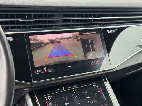 Used 2021 Audi Q8 Premium w/ Black Optic Package image 23