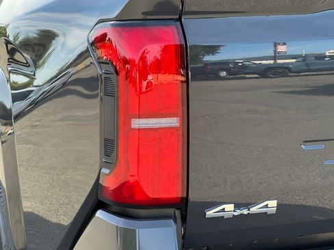 New 2026 Toyota Tacoma SR5 image 31