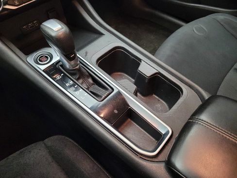 Used 2020 Nissan Sentra SV FWD image 26