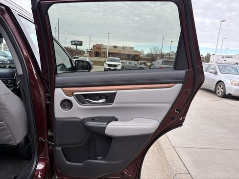 Used 2019 Honda CR-V Touring image 33