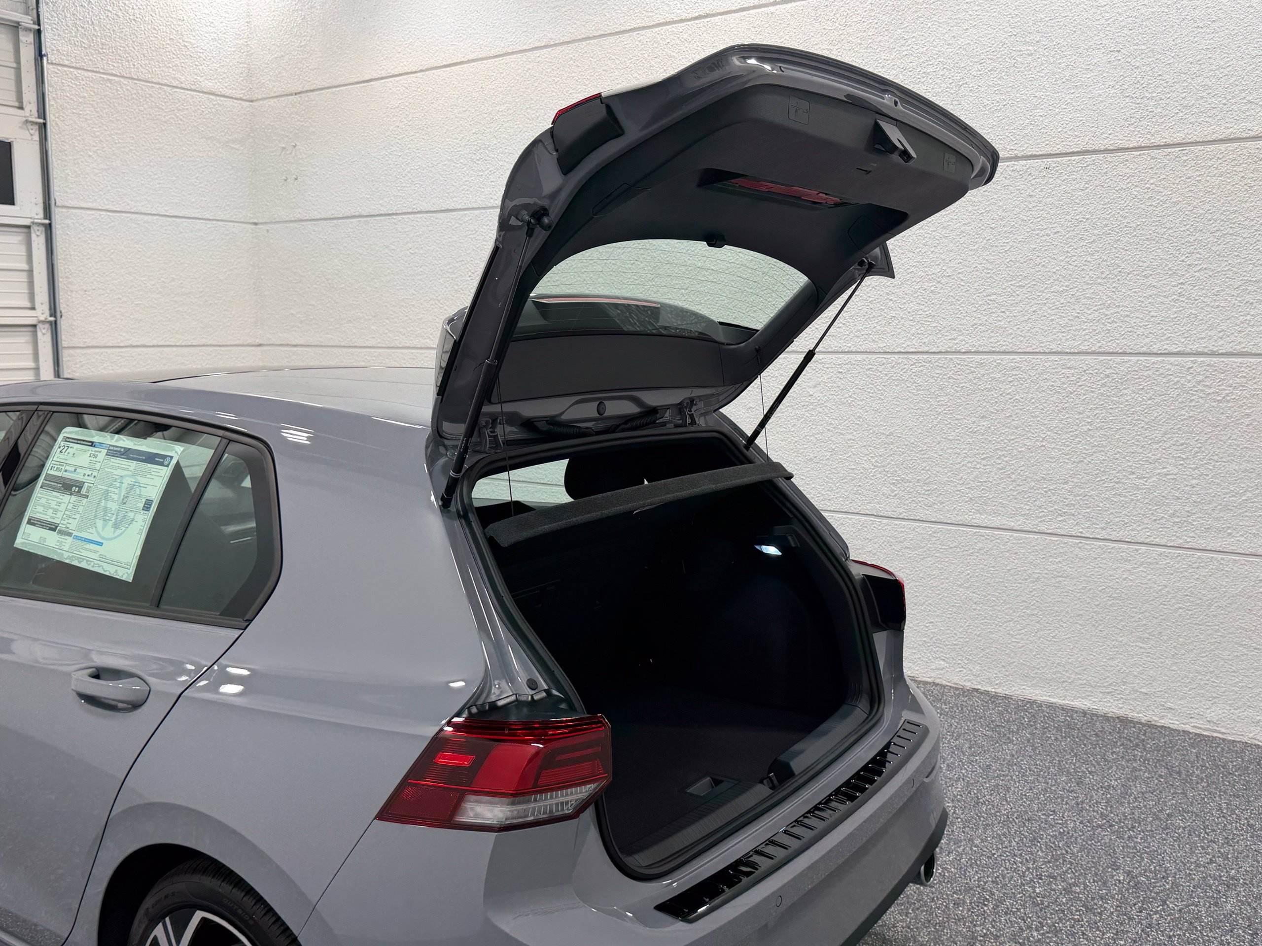 New 2026 Volkswagen GTI SE FWD image 24