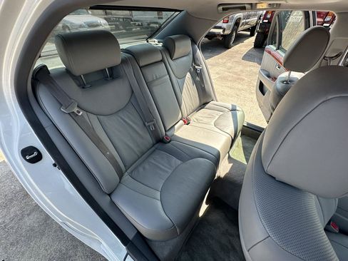 Used 2006 Lexus LS 430 RWD image 49