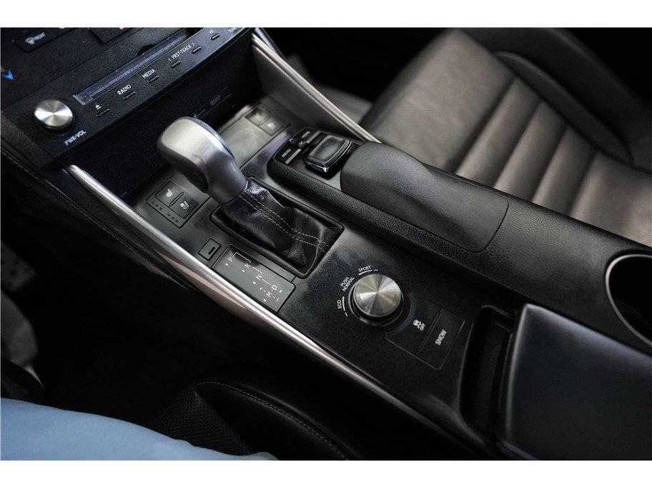 Used 2015 Lexus IS 250 w/ F-Sport Package RWD image 20