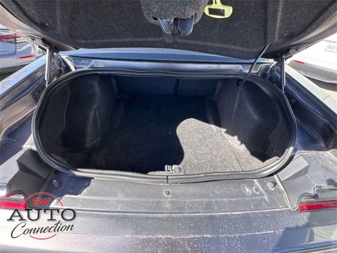Used 2023 Dodge Challenger SXT image 11