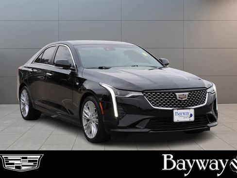 Certified 2022 Cadillac CT4 Premium Luxury image 3