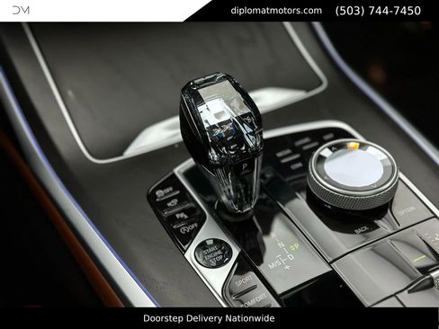 Used 2021 BMW X7 M50i image 28