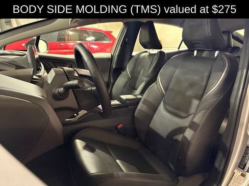 Used 2025 Toyota Prius XLE AWD/4WD image 5