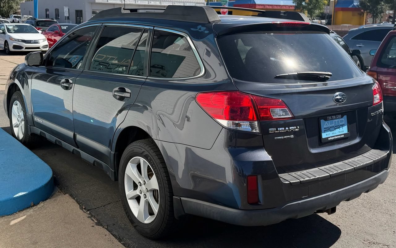 Used 2013 Subaru Outback 2.5i Premium w/ Popular Pkg 1B AWD/4WD image 5