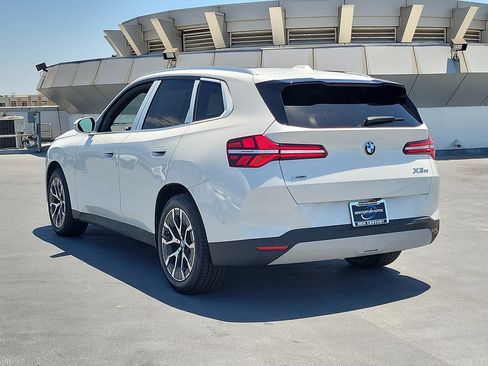 New 2026 BMW X3 xDrive30i w/ Premium Package AWD/4WD image 4