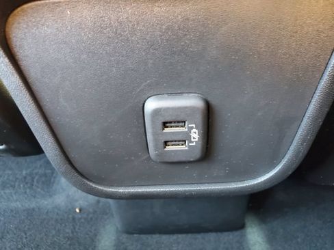 Used 2023 Chevrolet Equinox LT FWD image 14