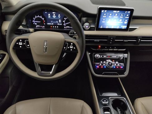 Used 2022 Lincoln Corsair FWD w/ Equipment Group 101A image 22